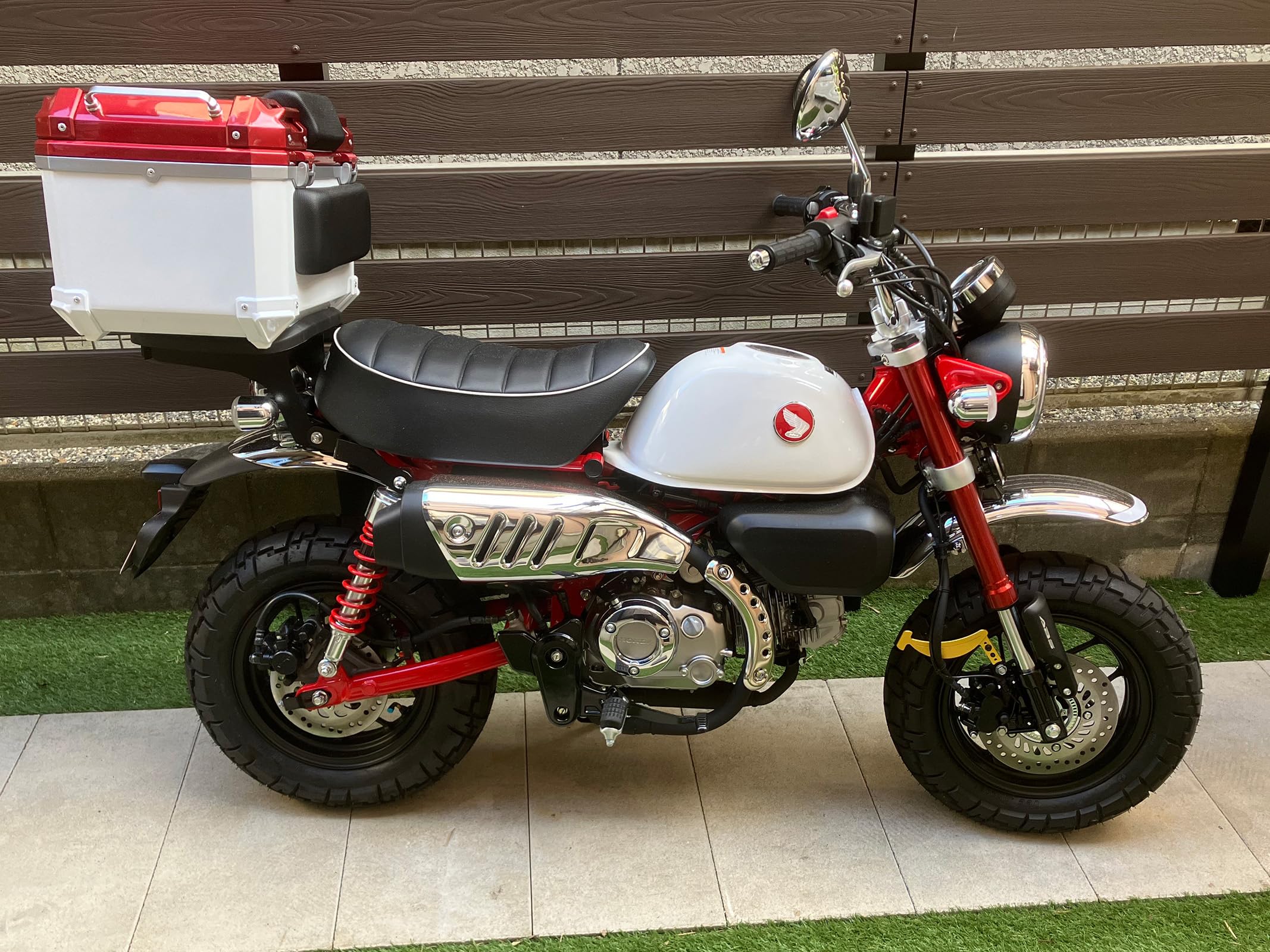 Amazon.co.jp: Entrotechブレーキホースガード モンキー 125 Monkey125